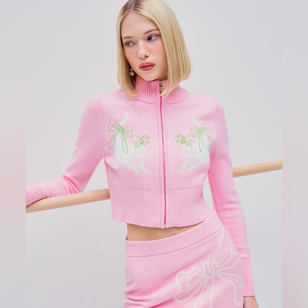 Pink Zip-Up Cardigan with Bow Design